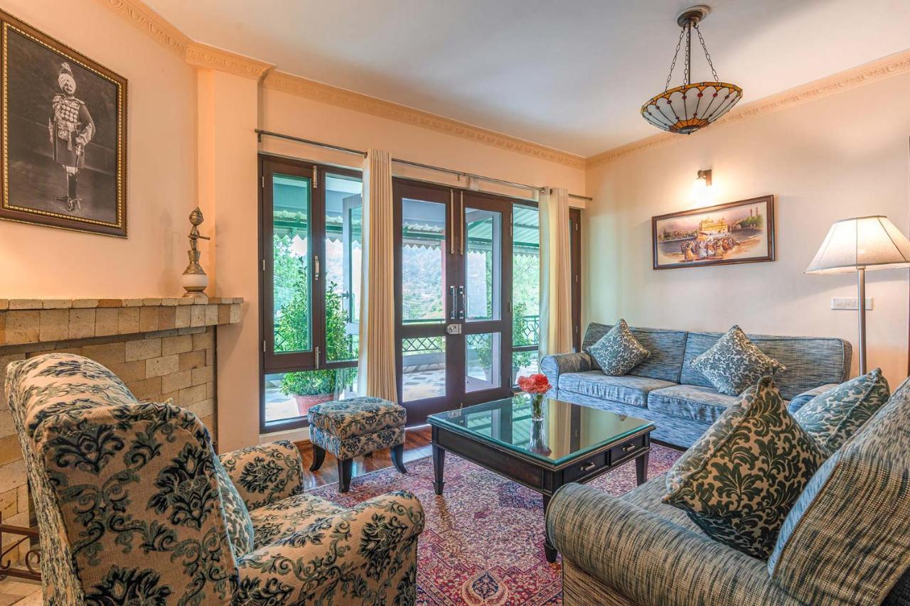 Stayvista At Cecil Cottages Hill View 8Br, 6Br, 4Br, 2Br In Barog With Barbeque カソーリ エクステリア 写真