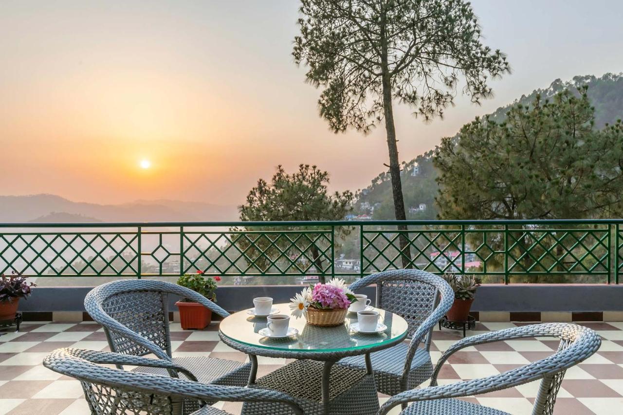 Stayvista At Cecil Cottages Hill View 8Br, 6Br, 4Br, 2Br In Barog With Barbeque カソーリ エクステリア 写真