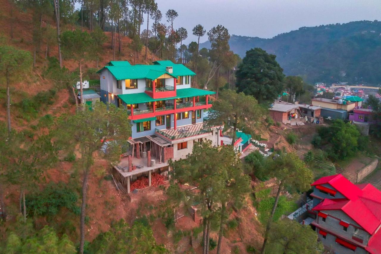 Stayvista At Cecil Cottages Hill View 8Br, 6Br, 4Br, 2Br In Barog With Barbeque カソーリ エクステリア 写真