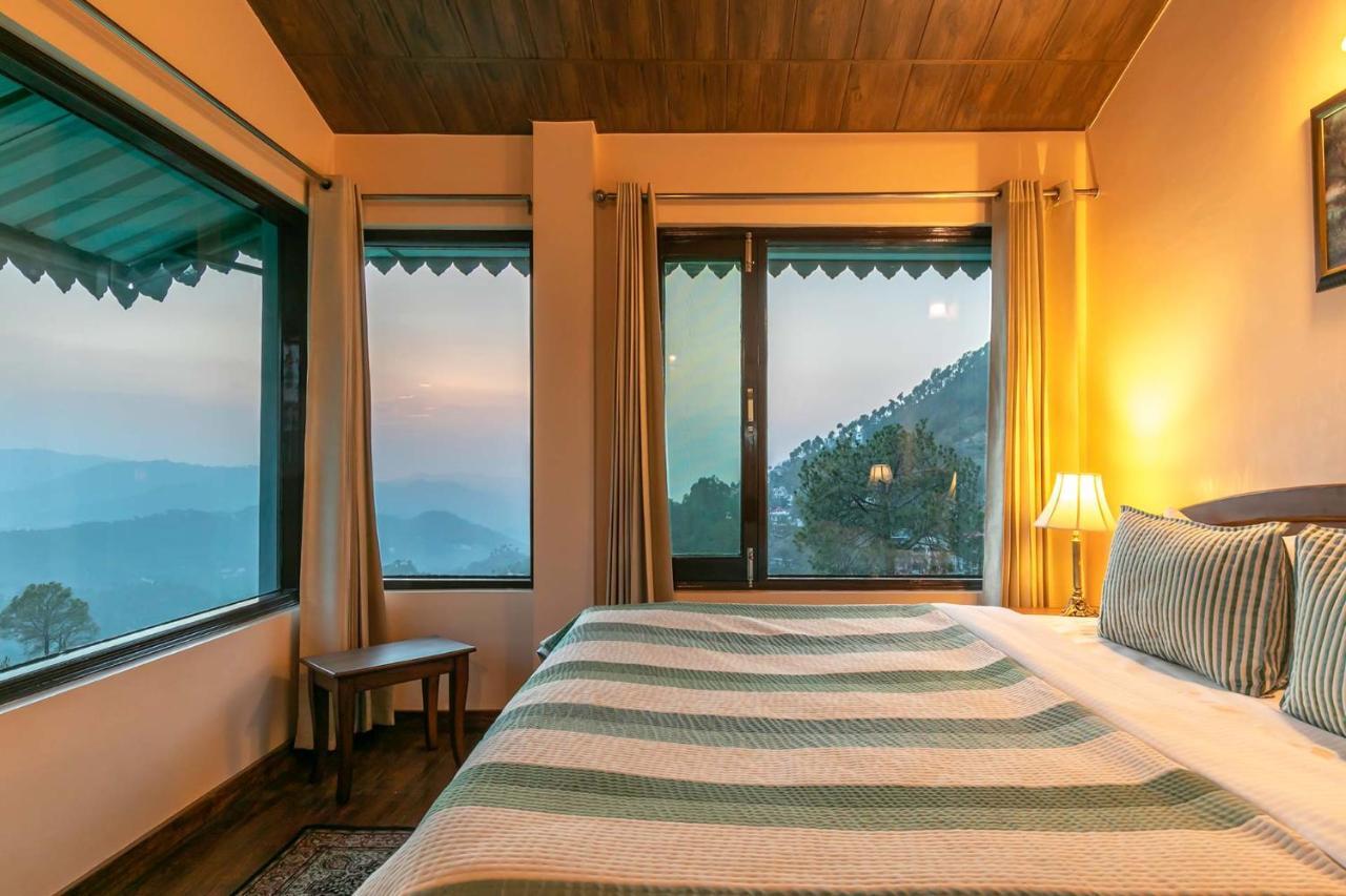 Stayvista At Cecil Cottages Hill View 8Br, 6Br, 4Br, 2Br In Barog With Barbeque カソーリ エクステリア 写真